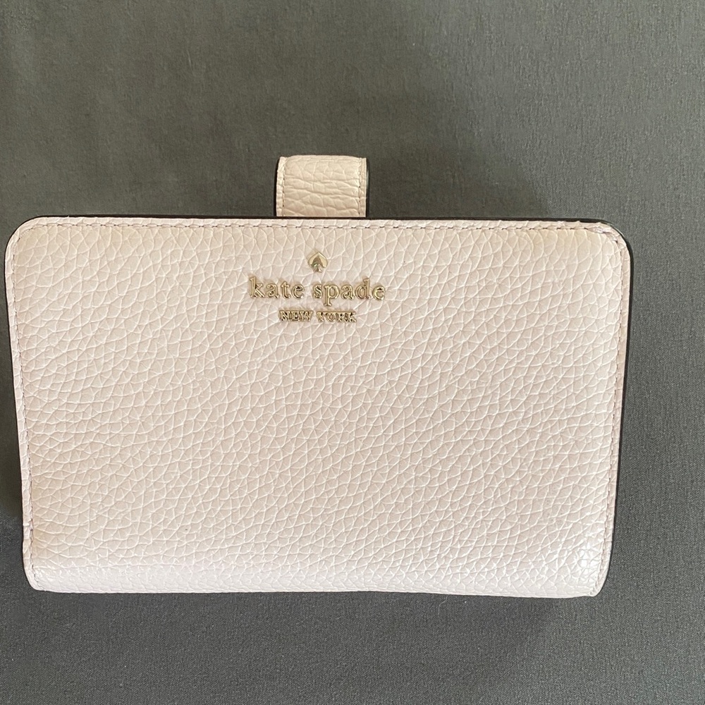 Kate Spade Textured Cream Wallet
